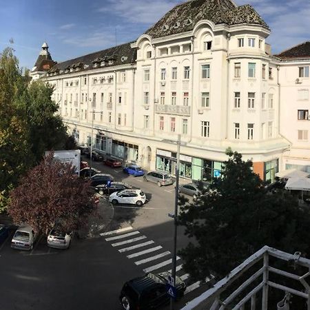 Old Town English Park Residence 크라이오바 외부 사진
